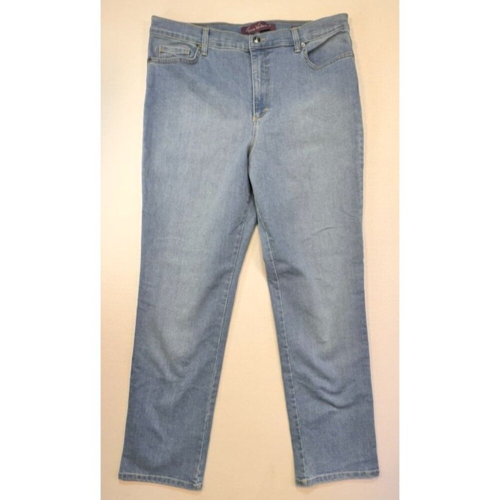 Gloria Vanderbilt Women's Amanda Jeans Size 14 Light Wash Denim Straight Leg